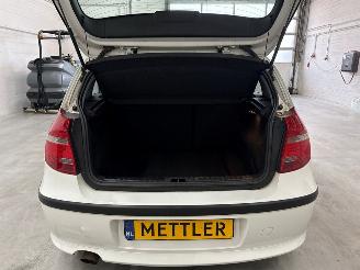 BMW 1-serie 116i 1.6 16V Hatchback 4Dr Benzine 1.597cc 90kW (122pk) RWD picture 9