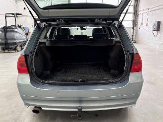 BMW 3-serie 318i picture 10