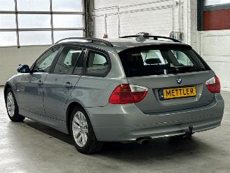 BMW 3-serie 318i picture 3