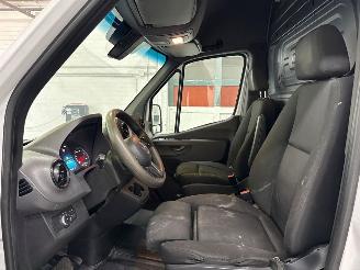 Mercedes Sprinter 315 CDI 2.0 D RWD Bestel  Diesel 1.950cc 110kW (150pk) RWD picture 11