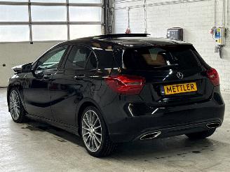 Mercedes A-klasse 2.2 A-220 d 16V Hatchback  Diesel 2.143cc 130kW (177pk) FWD picture 3