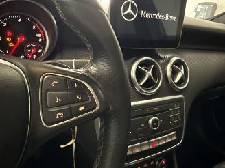 Mercedes A-klasse 2.2 A-220 d 16V Hatchback  Diesel 2.143cc 130kW (177pk) FWD picture 23