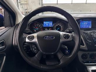 Ford Focus 1.0 Ti-VCT EcoBoost 12V 100 Combi/o  Benzine 998cc 74kW (101pk) FWD picture 14