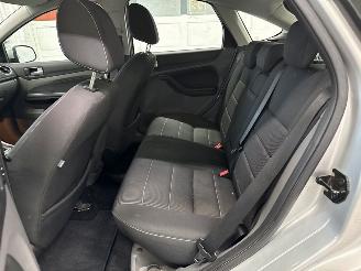 Ford Focus 1.6 16V Hatchback  Benzine 1.596cc 74kW (101pk) FWD picture 9