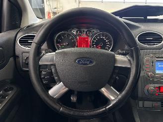 Ford Focus 1.6 16V Hatchback  Benzine 1.596cc 74kW (101pk) FWD picture 14
