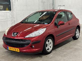 Avarii autoturisme Peugeot 207 1.4 Hatchback  Benzine 1.360cc 54kW (73pk) FWD 2008/8