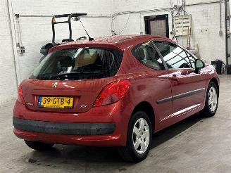 Peugeot 207 1.4 Hatchback  Benzine 1.360cc 54kW (73pk) FWD picture 5
