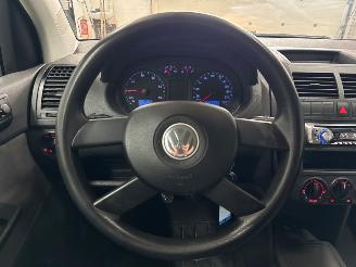Volkswagen Polo 1.4 16V Hatchback  Benzine 1.390cc 55kW (75pk) FWD picture 13