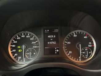Mercedes Vito 2.2 116 CDI 16V Bus  Diesel 2.143cc 120kW (163pk) RWD picture 14