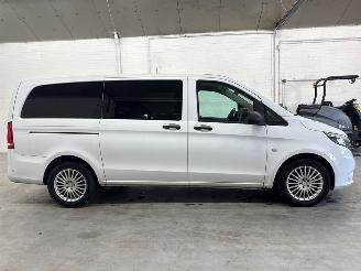 Mercedes Vito 2.2 116 CDI 16V Bus  Diesel 2.143cc 120kW (163pk) RWD picture 6