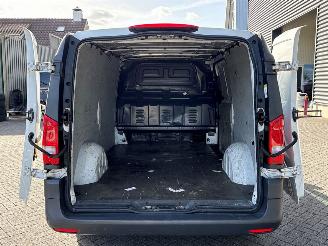 Mercedes Vito 2.2 114 CDI 16V Bestel  Diesel 2.143cc 100kW (136pk) RWD picture 10