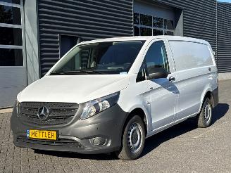 damaged commercial vehicles Mercedes Vito 2.0 114 CDI 16V Bestel  Diesel 1.950cc 100kW (136pk) RWD 2023/10