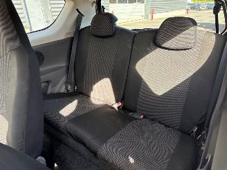 Toyota Aygo 1.0 12V VVT-i Hatchback  Benzine 998cc 50kW (68pk) FWD picture 10