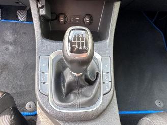 Hyundai I-30 1.4 T-GDI 16V Hatchback  Benzine 1.353cc 103kW (140pk) FWD picture 21