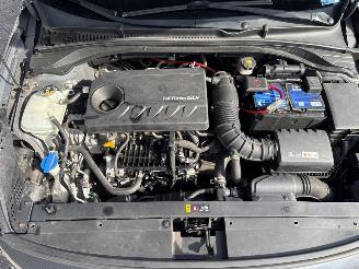 Hyundai I-30 1.4 T-GDI 16V Hatchback  Benzine 1.353cc 103kW (140pk) FWD picture 23
