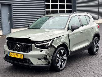 Schadeauto Volvo XC40 2.0 B4 16V Mild Hybrid Autom. SUV  Elektrisch Benzine 1.969cc 145kW (197pk) FWD 2024/1