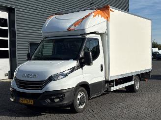 Vaurioauto  commercial vehicles Iveco New daily 35C16 CHC  Diesel 2.998cc 118kW (160pk) RWD 2023/6