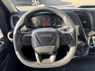 Iveco New daily 35C16 CHC  Diesel 2.998cc 118kW (160pk) RWD picture 15