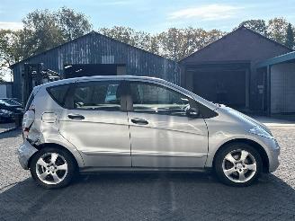 Mercedes A-klasse 1.7 A-170 5-Drs. Hatchback 4Dr Benzine 1.699cc 85kW (116pk) FWD picture 6
