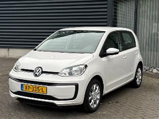 uszkodzony samochody osobowe Volkswagen Up! 1.0 12V 60 Hatchback  Benzine 999cc 44kW (60pk) FWD 2019/2