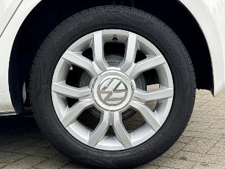 Volkswagen Up! 1.0 12V 60 Hatchback  Benzine 999cc 44kW (60pk) FWD picture 23