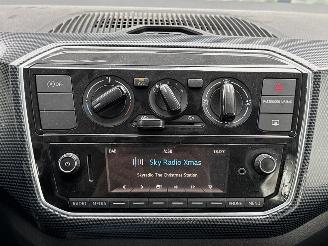 Volkswagen Up! 1.0 12V 60 Hatchback  Benzine 999cc 44kW (60pk) FWD picture 18