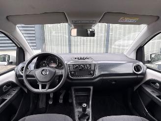 Volkswagen Up! 1.0 12V 60 Hatchback  Benzine 999cc 44kW (60pk) FWD picture 11