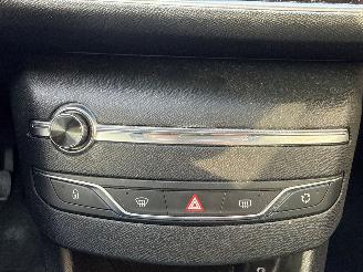 Peugeot 308 1.2 12V VTi PureTech 82 Hatchback 4Dr Benzine 1.199cc 60kW (82pk) FWD picture 18