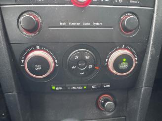 Mazda 3 1.6i 16V Hatchback  Benzine 1.598cc 77kW (105pk) FWD picture 17