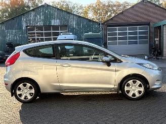 Ford Fiesta 1.25 16V Hatchback  Benzine 1.242cc 44kW (60pk) FWD picture 6