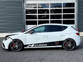 Seat Leon 2.0 TSI Cupra 300 16V Hatchback 4Dr Benzine 1.984cc 221kW (300pk) FWD picture 2