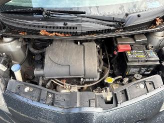 Toyota Aygo 1.0 12V VVT-i Hatchback  Benzine 998cc 50kW (68pk) FWD picture 21