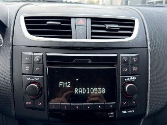 Suzuki Swift 1.2 16V Hatchback  Benzine 1.242cc 69kW (94pk) FWD picture 18