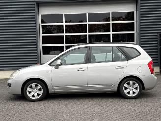 Kia Carens 2.0i CVVT 16V MPV  Benzine 1.998cc 106kW (144pk) FWD picture 2