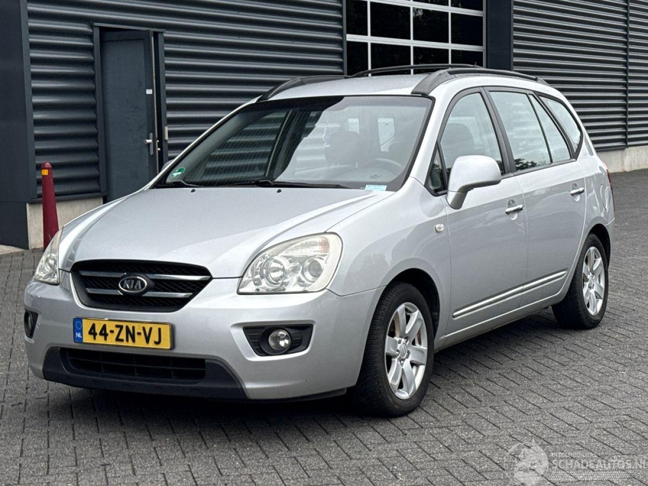 Kia Carens 2.0i CVVT 16V MPV  Benzine 1.998cc 106kW (144pk) FWD