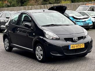 Toyota Aygo 1.0 12V VVT-i Hatchback  Benzine 998cc 50kW (68pk) FWD picture 7