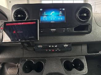 Mercedes Sprinter 514 CDI 2.1 D RWD Bestel  Diesel 2.143cc 105kW (143pk) RWD Koelwagen picture 17
