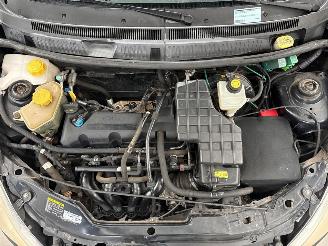 Ford Ka 1.3i Hatchback  Benzine 1.299cc 44kW (60pk) FWD airco picture 21