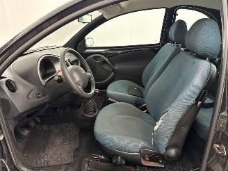 Ford Ka 1.3i Hatchback  Benzine 1.299cc 44kW (60pk) FWD airco picture 11
