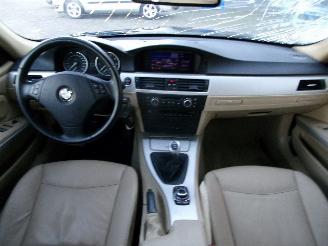 BMW 3-serie 318i CORPORATE LUXURY LINE picture 10