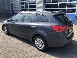 Kia Ceed 1.0 T-GDI COMFORTLINE picture 2