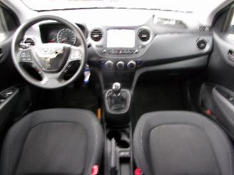 Hyundai I-10 1.0i COMFORT picture 13