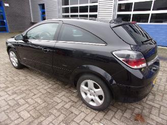 Opel Astra GTC 1.6 BUSINESS picture 2