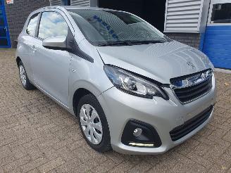 Peugeot 108 1.0 AUTOMAAT picture 7