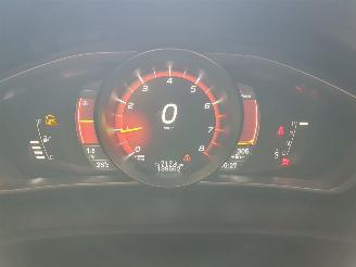 Volvo V-40 Cross Country 1.5 T3 Kinetic Automaat picture 23