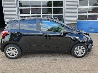 Hyundai I-10 1.0i Comfort picture 6