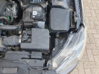 Mazda 2 1.5 Skyactiv-G Skylease+ picture 12