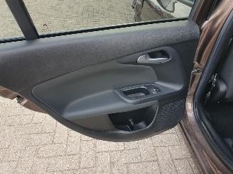 Fiat Tipo 1.6 MultiJet 16v Business Lusso picture 22
