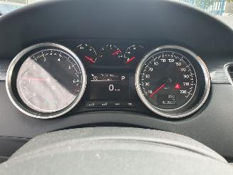 Peugeot 508 1.6 e-THP Blue Lease Executive picture 20