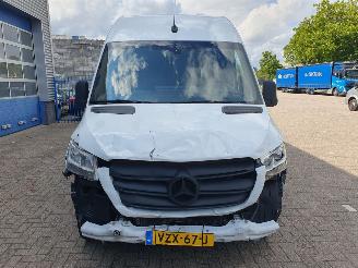 Mercedes Sprinter 317 1.9 CDI L2H2 RWD picture 8